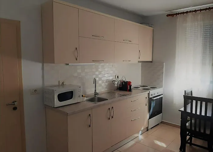 Homestay Sazani's Place *