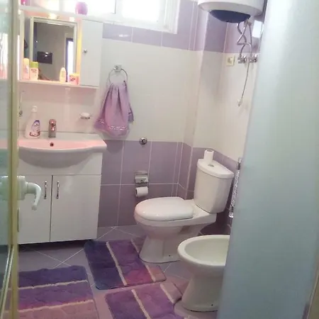 Sazani's Place Privatunterkunft Fier